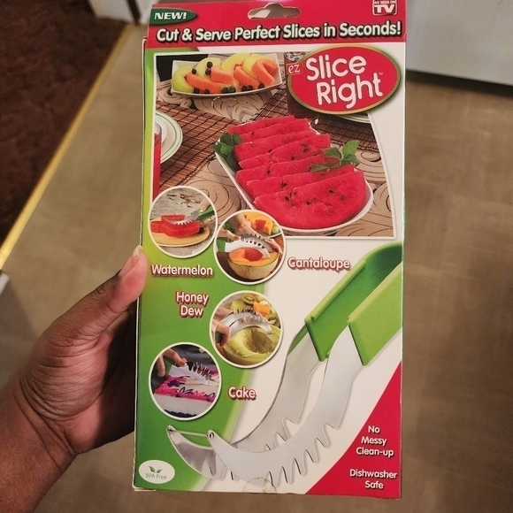 Slice Right As Seen On TV Fruit Slicer Cut & Serve Perfect Slices In Seconds NEW - Picture 4 of 5